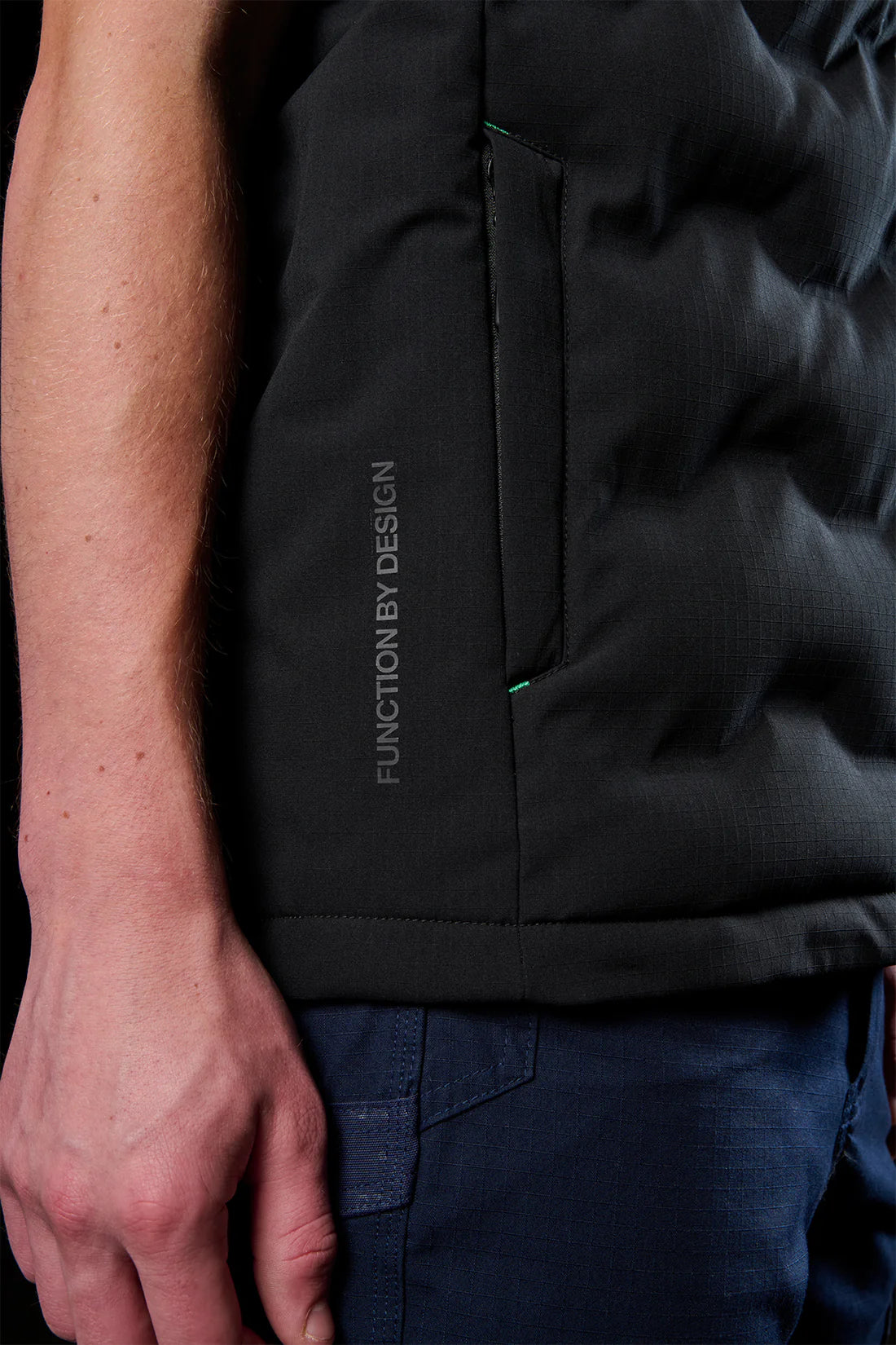 FXD - WO-6 Puffer vest_Black
